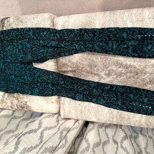 Lulu lemon yoga pants